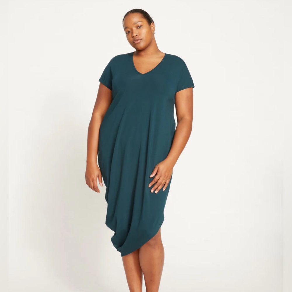 Universal Standard Geneva Dress in Deep Sea 2XS